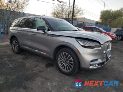 Czwarte zdjęcie samochodu z boku: 2020 LINCOLN AVIATOR RESERVE VIN:5LM5J7XC2LGL36278 - miniatura