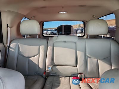 Zdjęcie 10 z 13 samochodu: 2004 CADI ESCALADE VIN:1GYEC63T14R210561 - miniatura