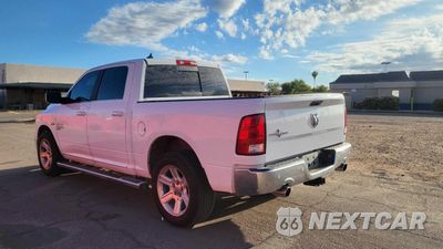 Trzecie zdjęcie samochodu z tyłu: 2019 RAM 1500 CLASSIC SLT VIN:1C6RR6LT0KS58647R - miniatura