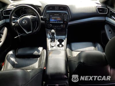 Zdjęcie 8 z 12 samochodu: 2017 NISSAN MAXIMA 3.5S VIN:1N4AA6AP6HC369428 - miniatura