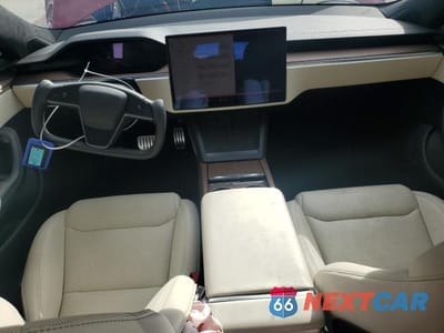 Zdjęcie 8 z 12 samochodu: 2024 TESLA MODEL S VIN:5YJSA1E50RF542388 - miniatura