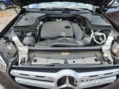Zdjęcie 12 z 16 samochodu: 2021 MERCEDES-BENZ GLC 300 4MATIC VIN:W1N0G8EB8MF903786 - miniatura