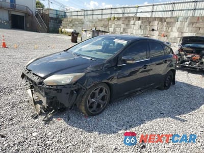 2013 FORD FOCUS ST 1FADP3L93DL157055 - główne zdjęcie licytacji z USA - miniatura