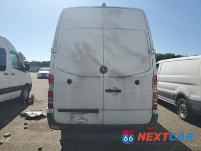 Zdjęcie 6 z 13 samochodu: 2015 MERCEDES-BENZ SPRINTER 2500 VIN:WD3PE8CC8FP106002 - miniatura