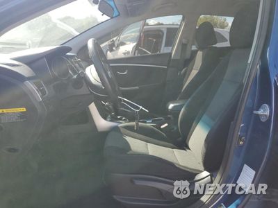 Zdjęcie 7 z 12 samochodu: 2016 HYUNDAI ELANTRA GT VIN:KMHD35LH0GU285997 - miniatura