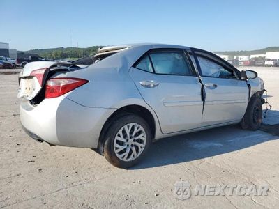 Trzecie zdjęcie samochodu z tyłu: 2017 TOYOTA COROLLA L VIN:5YFBURHEXHP572101 - miniatura
