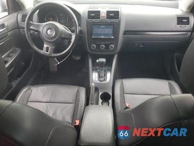 Zdjęcie 8 z 12 samochodu: 2010 VOLKSWAGEN JETTA SE VIN:3VWRZ7AJ4AM045418 - miniatura