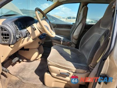 Zdjęcie 7 z 13 samochodu: 2000 DODGE GRAND CARAVAN SE VIN:1B4GP44R2YB664310 - miniatura