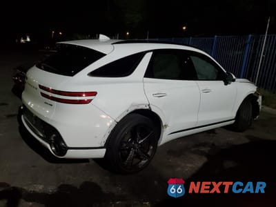 Trzecie zdjęcie samochodu z tyłu: 2024 GENESIS GV70 BASE VIN:5NMMCDTC8RH012674 - miniatura