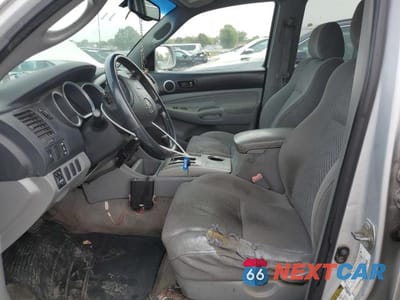 Zdjęcie 7 z 12 samochodu: 2005 TOYOTA TACOMA VIN:5TEMU52NX5Z121363 - miniatura