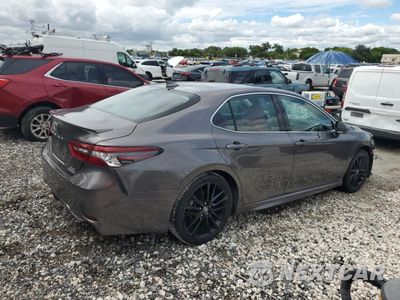 Trzecie zdjęcie samochodu z tyłu: 2024 TOYOTA CAMRY XSE VIN:4T1K31AK6RU622450 - miniatura