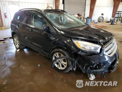Czwarte zdjęcie samochodu z boku: 2018 FORD ESCAPE SE VIN:1FMCU9GD6JUB65152 - miniatura