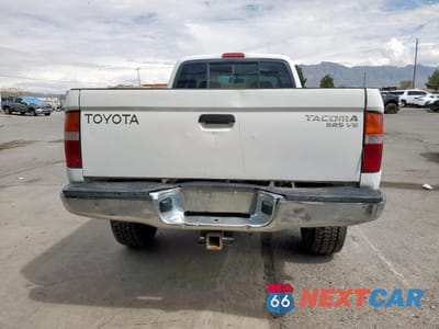 Zdjęcie 6 z 12 samochodu: 2000 TOYOTA TACOMA XTRACAB VIN:4TAWN72N0YZ684354 - miniatura