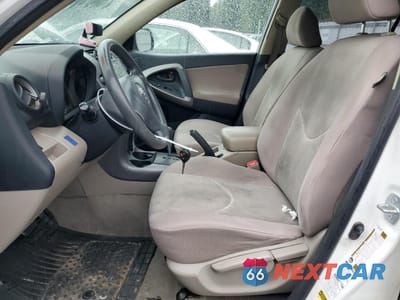 Zdjęcie 7 z 13 samochodu: 2007 TOYOTA RAV4 VIN:JTMBD33V575075215 - miniatura