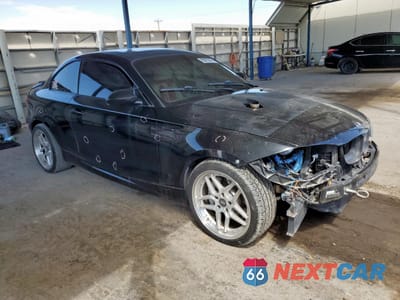 Czwarte zdjęcie samochodu z boku: 2008 BMW 135 I VIN:WBAUC735X8VF23078 - miniatura