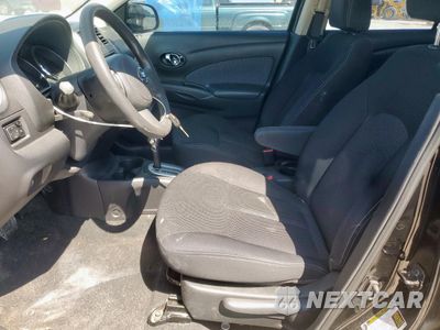 Zdjęcie 7 z 14 samochodu: 2014 NISSAN VERSA S VIN:3N1CN7AP9EL810033 - miniatura