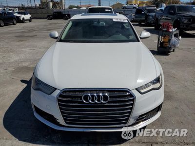 Piąte zdjęcie samochodu w środku: 2016 AUDI A6 PREMIUM VIN:WAUCFAFC0GN108003 - miniatura
