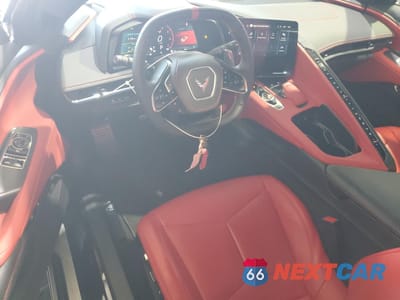 Zdjęcie 8 z 13 samochodu: 2025 CHEVROLET CORVETTE STINGRAY 2LT VIN:1G1YB2D46S5102052 - miniatura