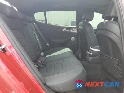 Zdjęcie 10 z 13 samochodu: 2023 KIA STINGER GT2 VIN:KNAE55LCXP6130642 - miniatura