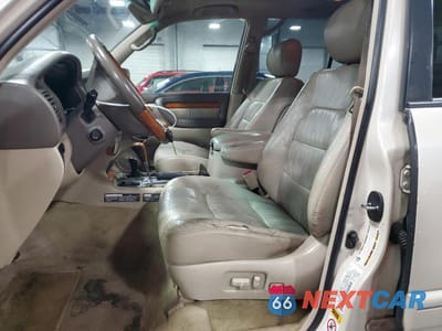 Zdjęcie 7 z 14 samochodu: 2005 LEXUS LX 470 VIN:JTJHT00W153549482 - miniatura