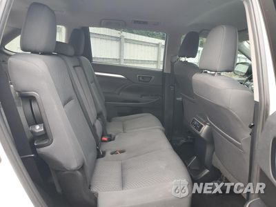 Zdjęcie 10 z 14 samochodu: 2019 TOYOTA HIGHLANDER LE VIN:5TDZARFH4KS060109 - miniatura
