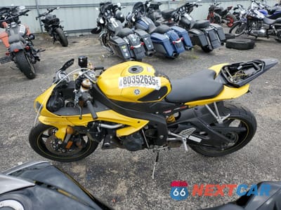 Trzecie zdjęcie samochodu z tyłu: 2008 YAMAHA YZFR6 VIN:JYARJ16E48A003496 - miniatura