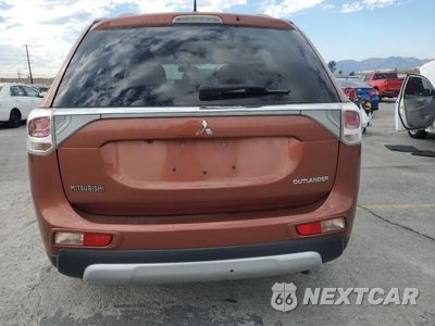 Zdjęcie 6 z 13 samochodu: 2015 MITSUBISHI OUTLANDER SE VIN:JA4AD3A39FZ010270 - miniatura