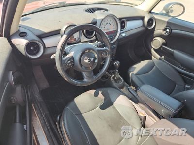 Zdjęcie 8 z 14 samochodu: 2013 MINI COOPER CLUBMAN VIN:WMWZF3C59DT490289 - miniatura