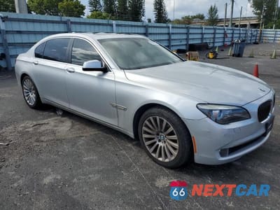 Czwarte zdjęcie samochodu z boku: 2012 BMW 750 LXI VIN:WBAKC8C59CC436562 - miniatura