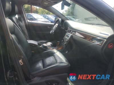 Piąte zdjęcie samochodu w środku: 2010 VOLVO XC70 T6 VIN:YV4992BZ8A1080225 - miniatura