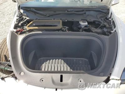 Zdjęcie 12 z 14 samochodu: 2021 TESLA MODEL Y VIN:5YJYGDEE5MF139171 - miniatura