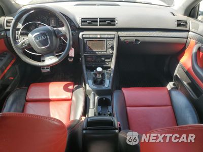 Zdjęcie 8 z 12 samochodu: 2008 AUDI RS4 QUATTRO VIN:WUADU78E28N901371 - miniatura