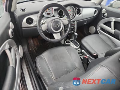 Zdjęcie 8 z 12 samochodu: 2006 MINI COOPER VIN:WMWRC33526TJ76351 - miniatura