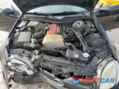 Zdjęcie 11 z 13 samochodu: 1998 MERCEDES-BENZ SLK 230 KOMPRESSOR VIN:WDBKK47F6WF003686 - miniatura