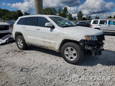 Czwarte zdjęcie samochodu z boku: 2015 JEEP GRAND CHEROKEE LAREDO VIN:1C4RJFAG1FC727299 - miniatura