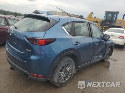 Trzecie zdjęcie samochodu z tyłu: 2018 MAZDA CX-5 SPORT VIN:JM3KFABM3J1455554 - miniatura