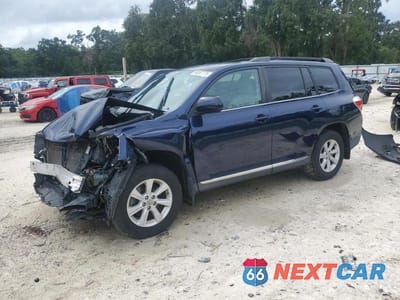 2013 TOYOTA HIGHLANDER BASE 5TDZK3EH9DS095937 - główne zdjęcie licytacji z USA - miniatura