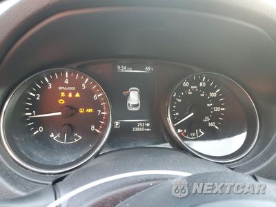 Zdjęcie 9 z 16 samochodu: 2017 NISSAN ROGUE SV VIN:5N1AT2MV6HC736038 - miniatura
