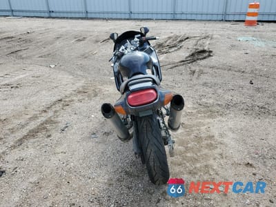 Czwarte zdjęcie samochodu z boku: 2001 KAWASAKI ZX600 E VIN:JKAZX4E171B516805 - miniatura