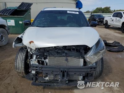 Piąte zdjęcie samochodu w środku: 2020 NISSAN KICKS SR VIN:3N1CP5DV4LL534382 - miniatura