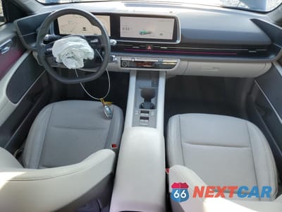 Zdjęcie 8 z 14 samochodu: 2023 HYUNDAI IONIQ 6 SEL VIN:KMHM34AA6PA046147 - miniatura