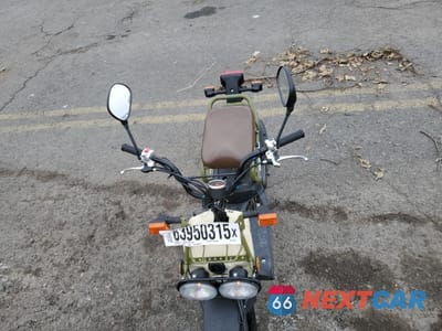 Piąte zdjęcie samochodu w środku: 2024 HONDA NPS50 VIN:JH2AF5811RK203677 - miniatura