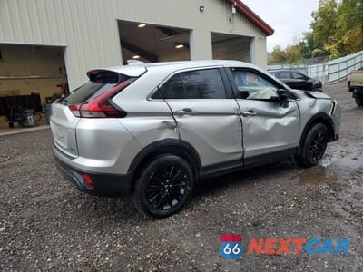 Trzecie zdjęcie samochodu z tyłu: 2023 MITSUBISHI ECLIPSE CROSS LE VIN:JA4ATVAA8PZ005219 - miniatura