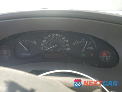Zdjęcie 9 z 12 samochodu: 2001 BUICK CENTURY CUSTOM VIN:2G4WS52J811267718 - miniatura