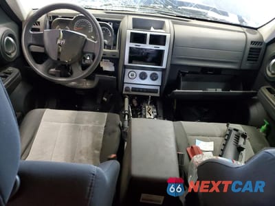 Zdjęcie 8 z 12 samochodu: 2007 DODGE NITRO SXT VIN:1D8GU28K87W569479 - miniatura