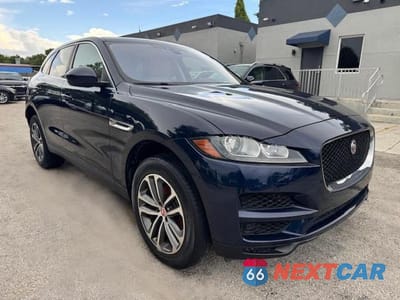Czwarte zdjęcie samochodu z boku: 2020 JAGUAR F-PACE PREMIUM VIN:SADCJ2FX8LA619250 - miniatura