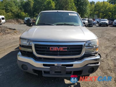 Piąte zdjęcie samochodu w środku: 2006 GMC NEW SIERRA K3500 VIN:1GTHK39U76E243594 - miniatura
