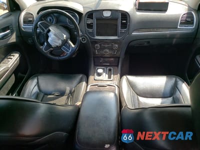 Zdjęcie 8 z 14 samochodu: 2018 CHRYSLER 300 LIMITED VIN:2C3CCAEG5JH159534 - miniatura