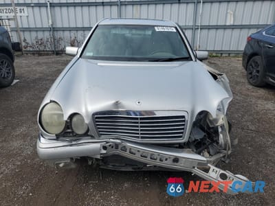 Piąte zdjęcie samochodu w środku: 1998 MERCEDES-BENZ E 320 VIN:WDBJF65F6WA505819 - miniatura