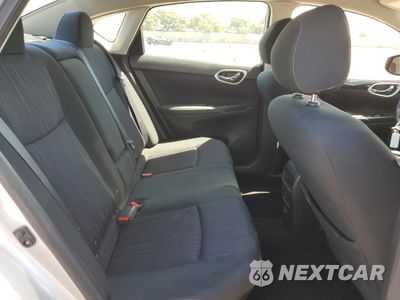 Zdjęcie 10 z 13 samochodu: 2019 NISSAN SENTRA S VIN:3N1AB7AP7KY277257 - miniatura